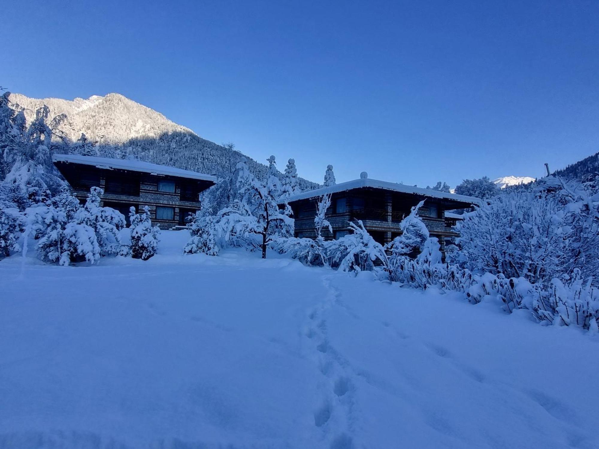 Banon Resorts Manāli Esterno foto