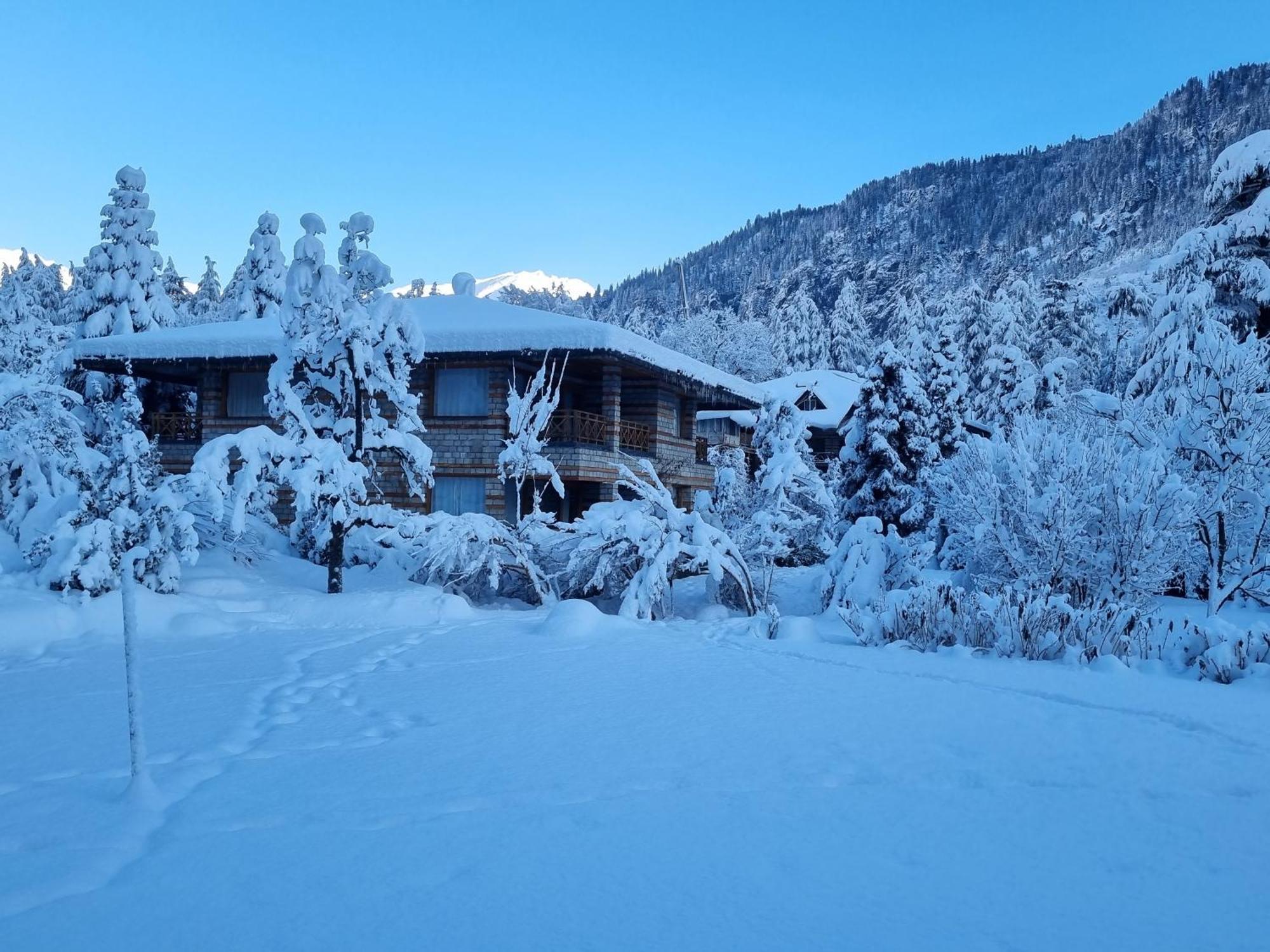 Banon Resorts Manāli Esterno foto